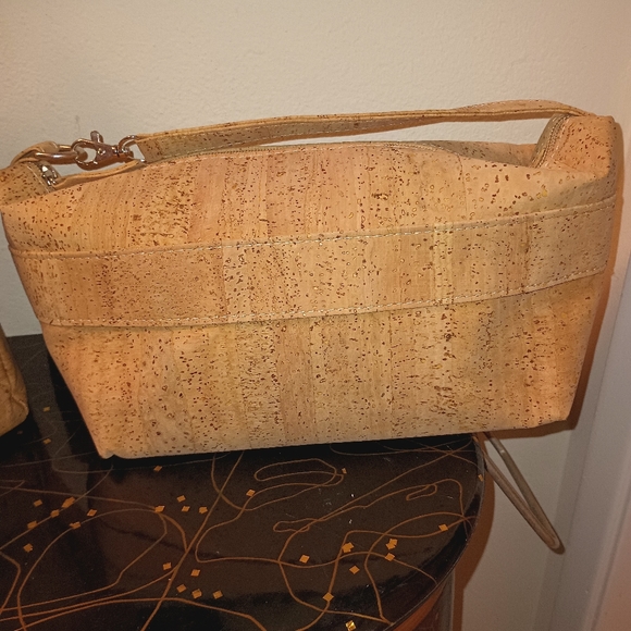 Large Satchel Corker Brand Shoulder Bag & XL Toiletry Bag - Picture 12 of 13